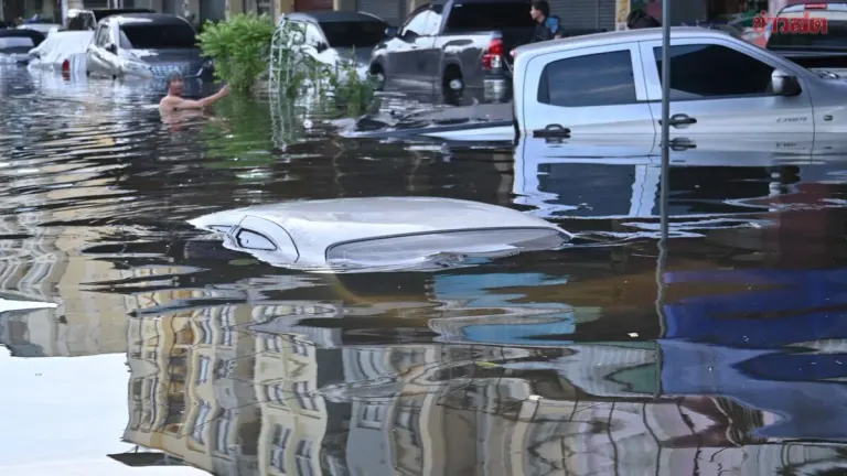 Flood Relief Funds Transferred to Over 10,000 Thai Households Oct 9