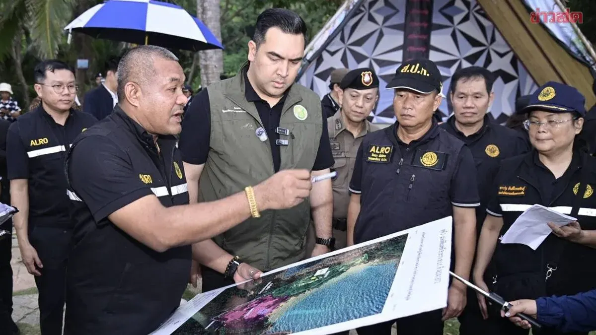 Agriculture Minister Inspects Phuket ALRO Land at Paradise Beach