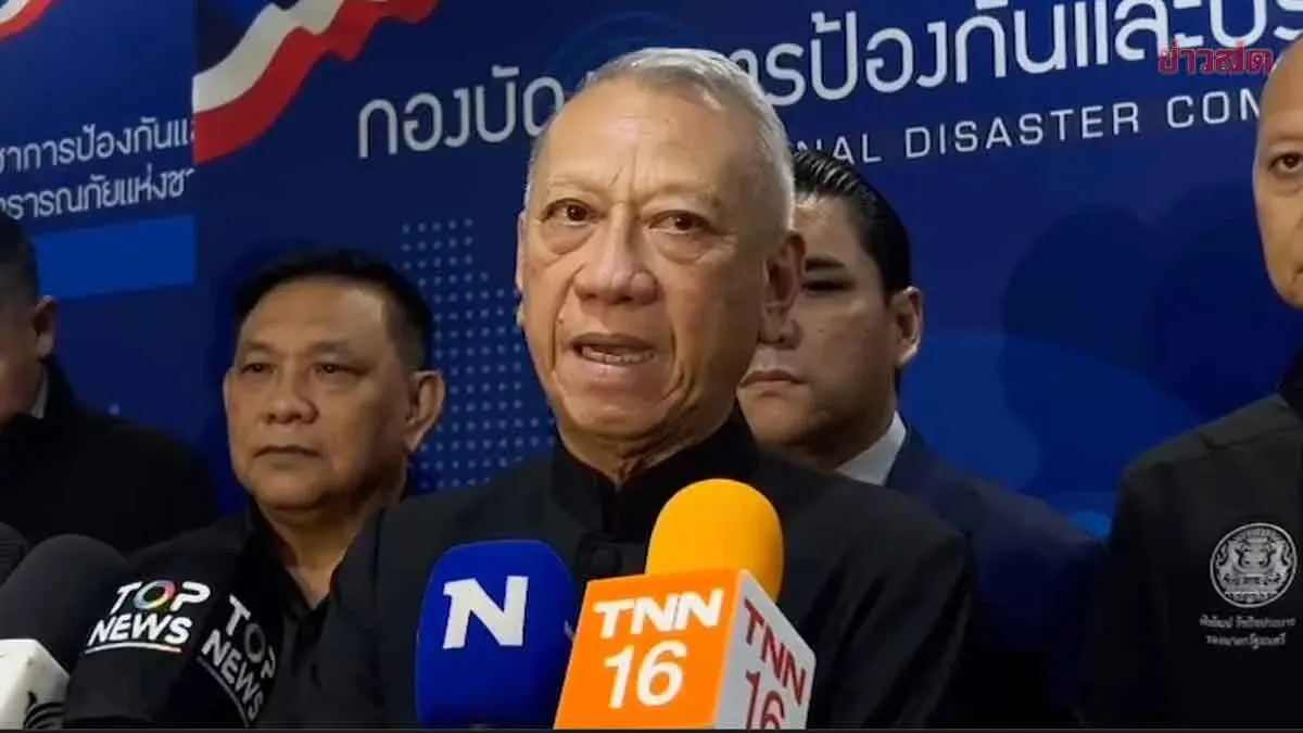 Deputy PM Phiphat Orders Southern Flood Prep, Evacuation Ready