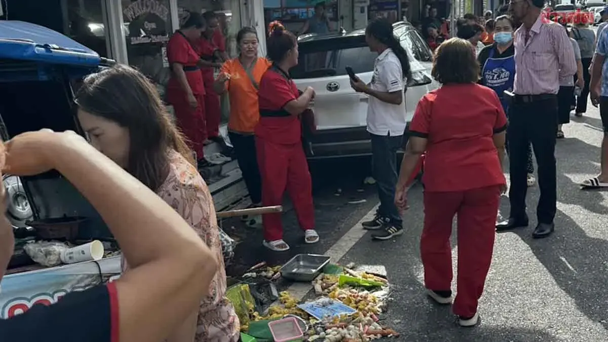 Car Hits Motorcycle Sidecar, Injures Six Pedestrians in Phuket