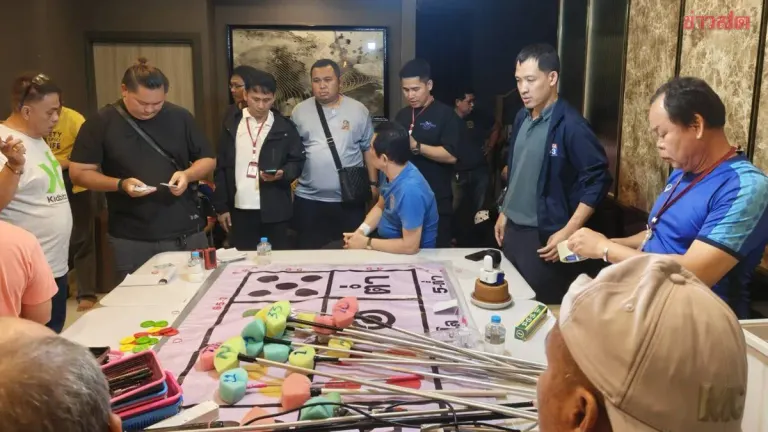 Police Raid Luxury Don Mueang Gambling Den, Arrest 30