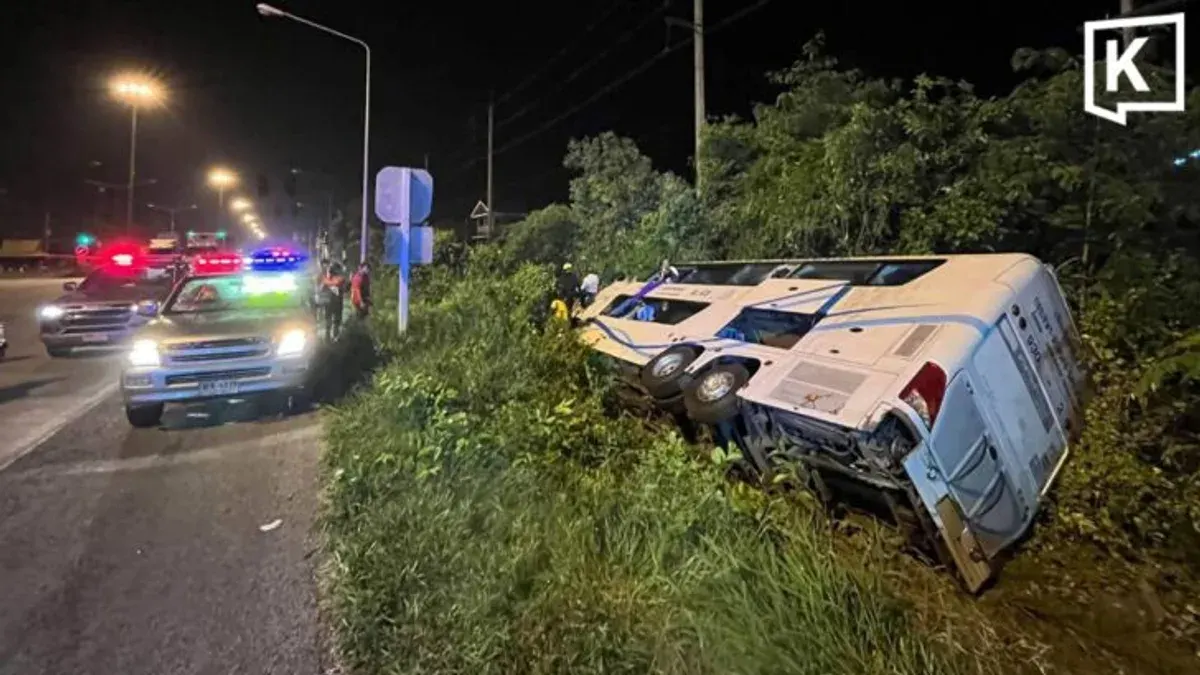 Bus Crash in Korat Kills Driver, Injures 40 Passengers