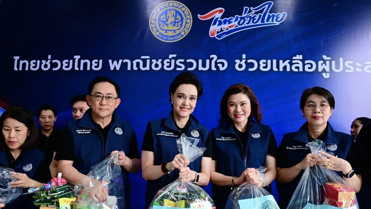 Deputy PM Supachai Sends 2,000 Aid Packs to Flood-Hit Prachinburi