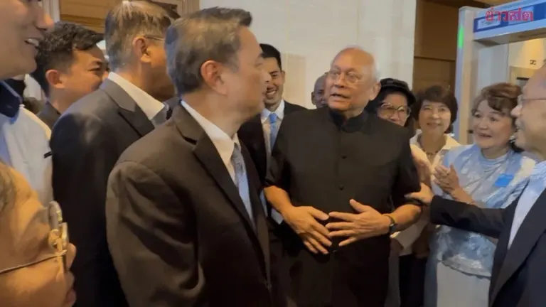 Democrat Party Holds 80th-Year Alumni Reunion in Bangkok