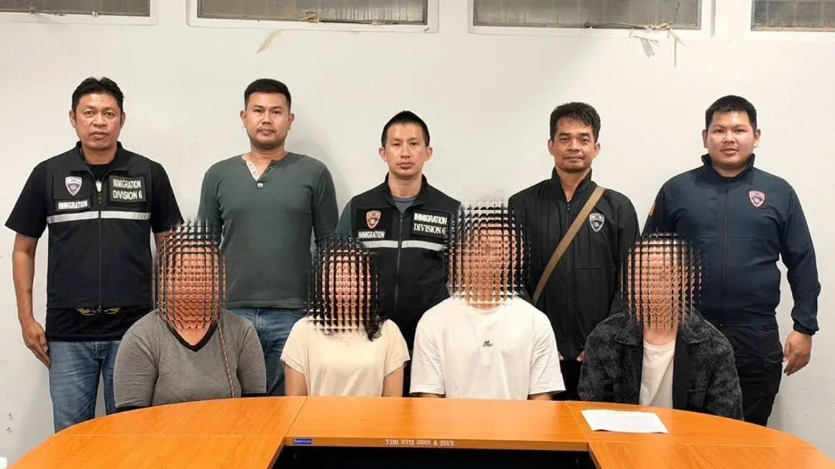 Songkhla Immigration, Tourist Police Chase Illegal Immigrant Convoy to Malaysia