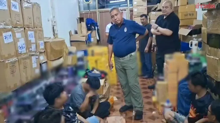 Police Bust E-Cigarette Warehouse in Bangkok, Seize 100 Million Baht