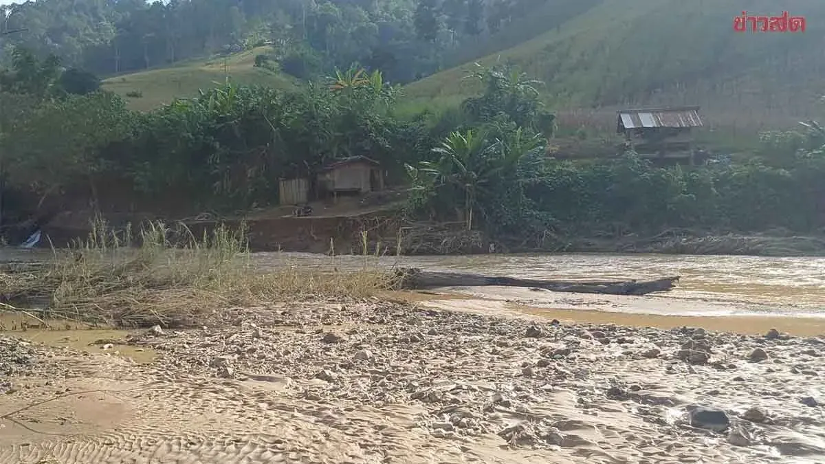 Flash Flood Sweeps Ban Thongchai Village, Destroys Two Bridges