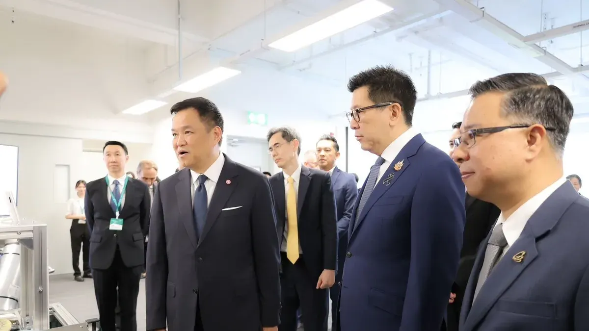 Thai PM Opens Infineon Semiconductor Plant in Samut Prakan