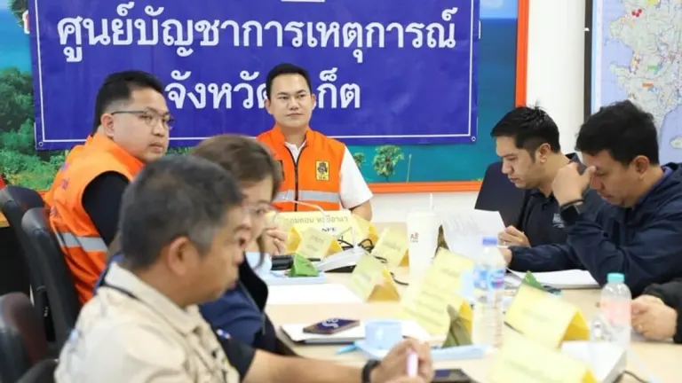 Phuket Officials Discuss Flood Compensation and Strategic Canal Plans