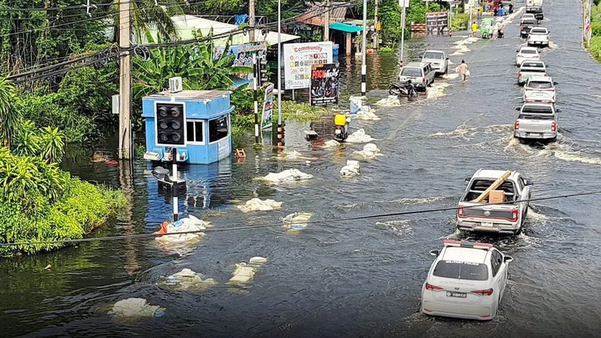 Floodwaters Recede, But Tensions Rise Between Central Provinces