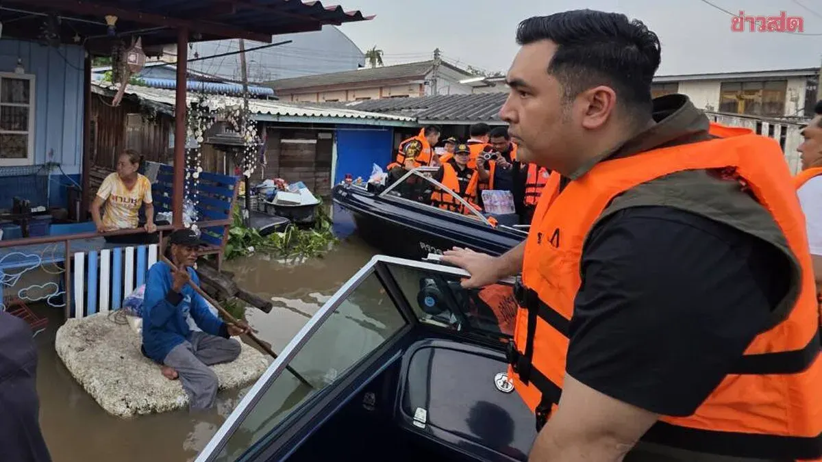 Deputy Agriculture Minister Visits Sam Khok to Address Flood Impact