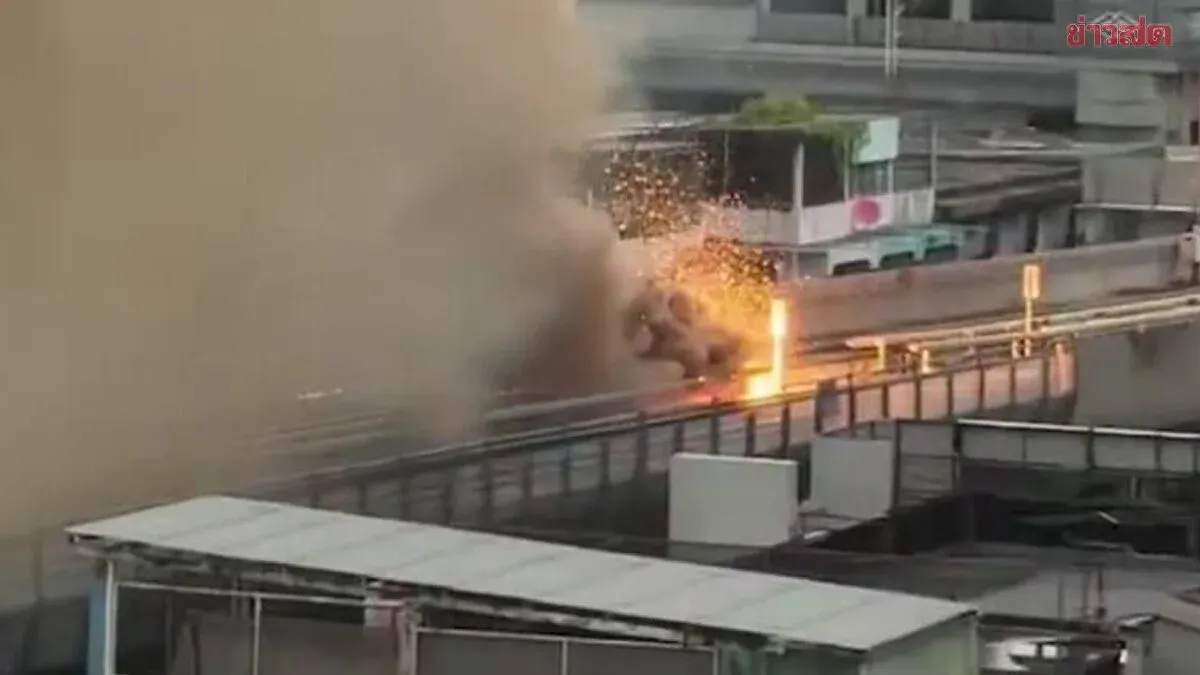 Electric Short Circuit Triggers Fire At Tao Poon BTS Station