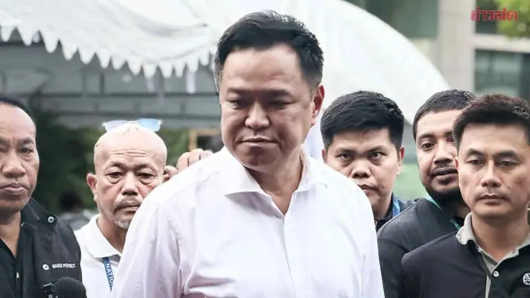Anutin Dismisses Reshuffle Rumors, Prioritizes Flood Relief
