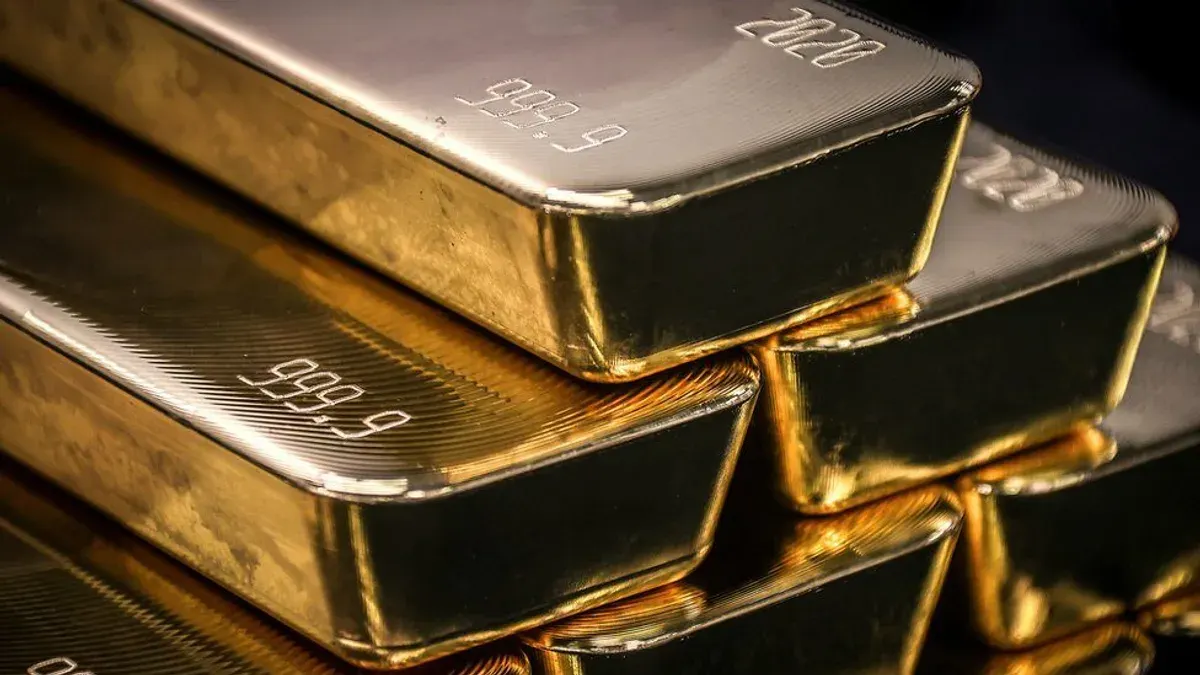 Survey Shows 54% of Investors Expect Gold Price Drop