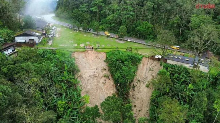 Mae Wong National Park Closes Due to Heavy Rain Landslides