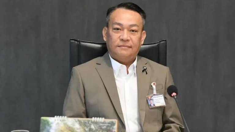 Wacharapong Defends Anutin, Ignores Unconstructive Criticism