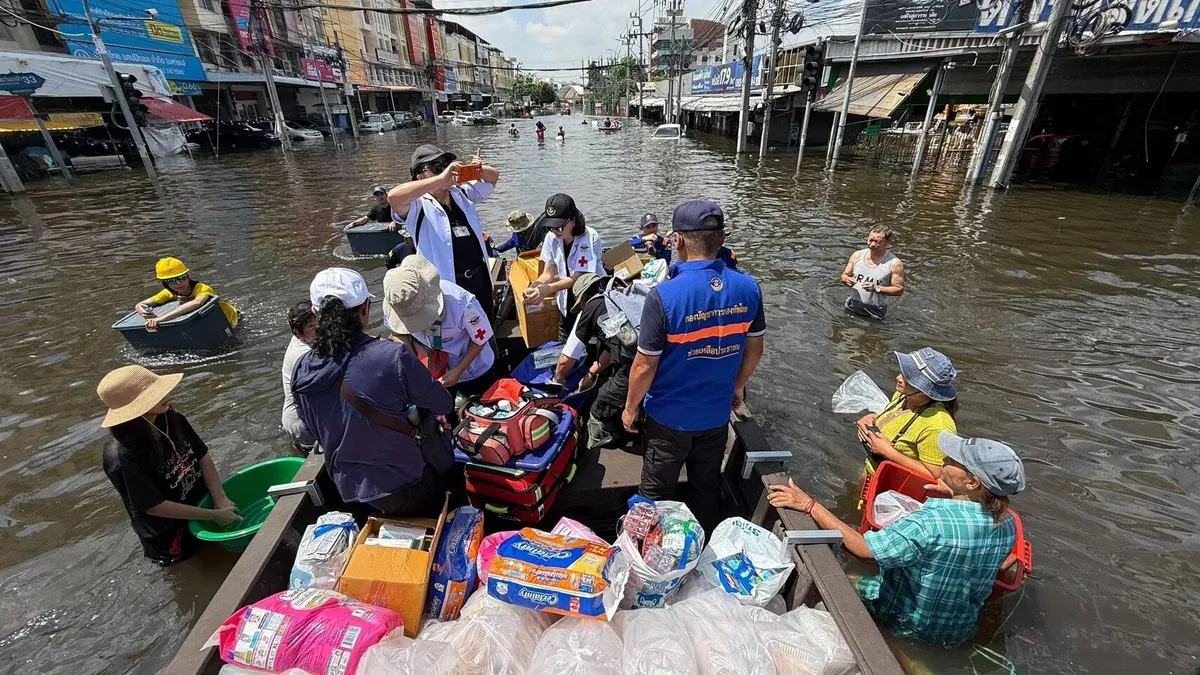 Thai Army Deploys Medics to Flood-Hit Kheha Rom Klao