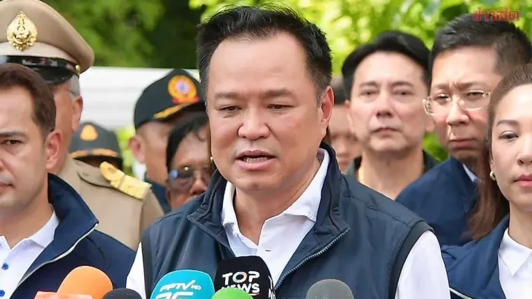 PM Warns of Heavy Southern Rain, Urges Public Safety First