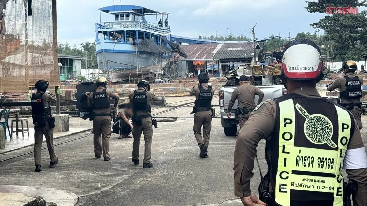 Man With Fake Gun Threatens Employer Over Pay in Trat