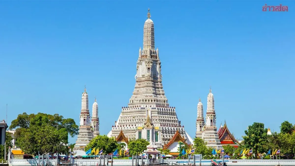 Wat Arun Prepares for Royal Kathin Barge Procession on Nov 6