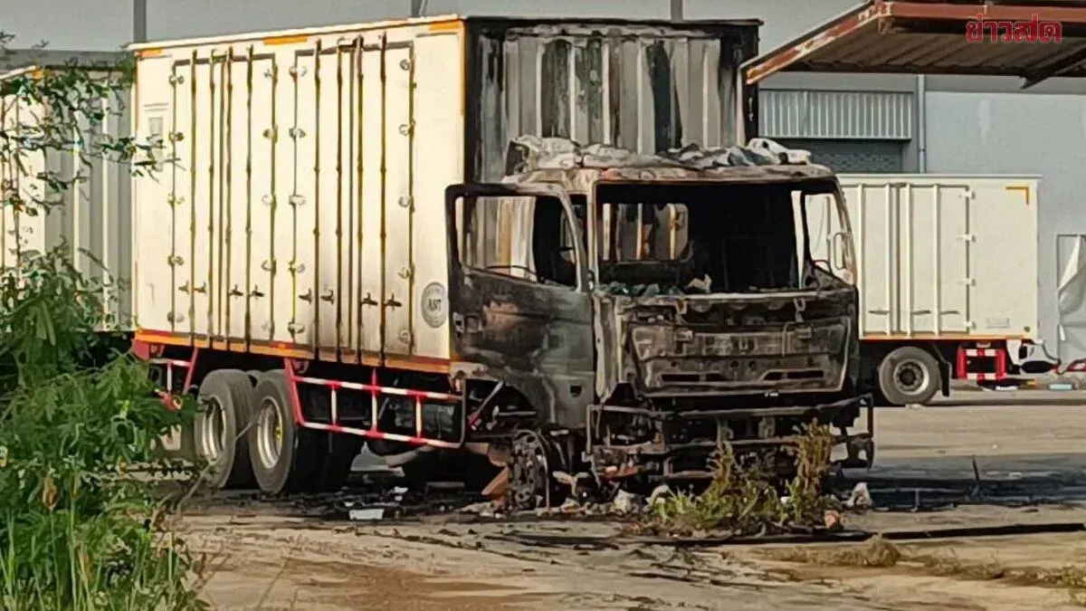 Seven Suspects Bomb Warehouse and Burn Truck in Pattani