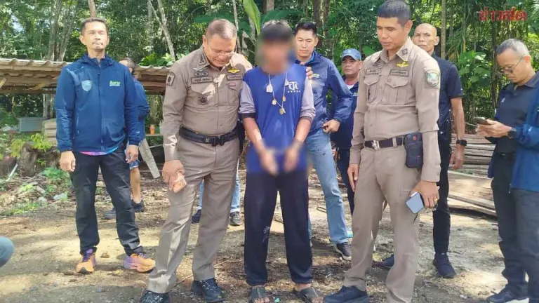 Drunk Senior Stabs Junior, Dies After Counterattack Knife Strike