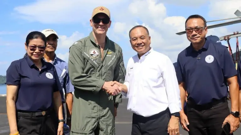 PPAO Chief Rewat Visits USS George H.W. Bush in Phuket