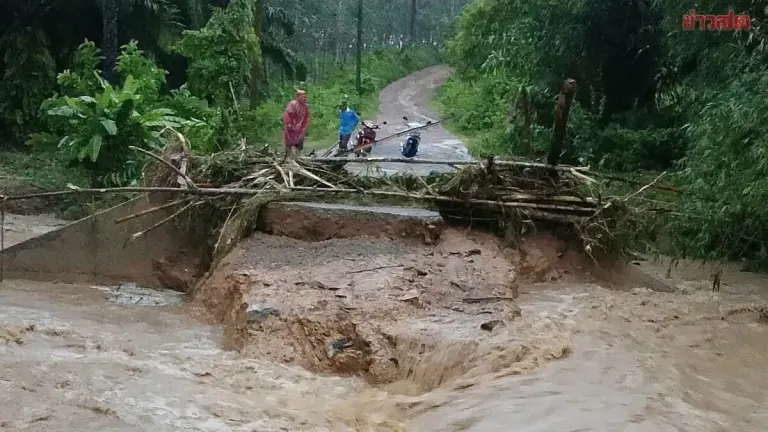 Southern Provinces Warned of Landslide, Flash Flood Risks