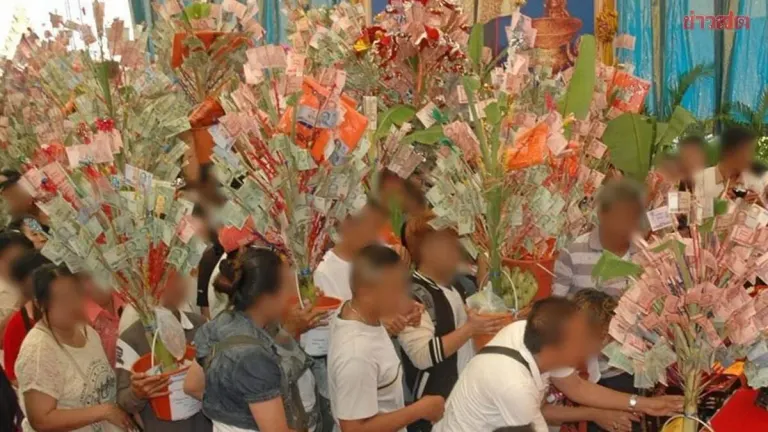 Sangha Council Orders Temple Donations Go Into Official Bank Accounts