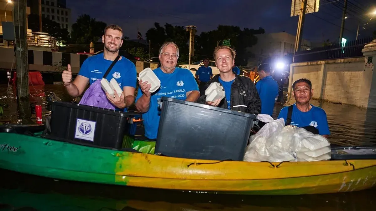 Bangkok Foundation Mobilizes Thai‑Foreign Volunteers for Flood Relief