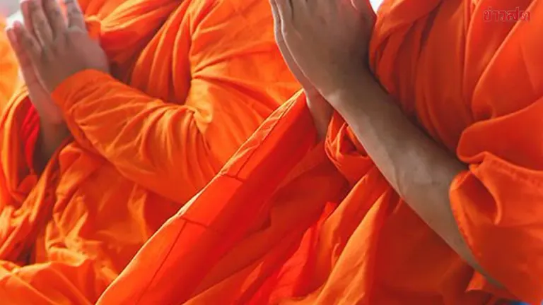 Buriram Temple Abbott Accused of Dating Three Women, Now Missing