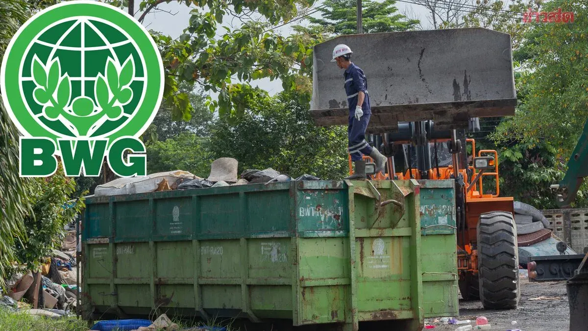 BWG and Sarika Office Clear Flood Waste in Nakhon Nayok