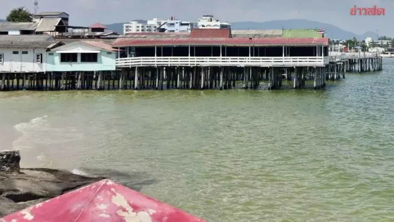Hua Hin Delays Beach Structure Demolition Awaiting Human Rights Talk