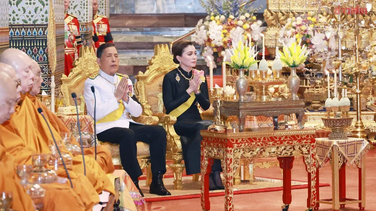 King Rama X Leads Merit-Making Ceremony for King Bhumibol