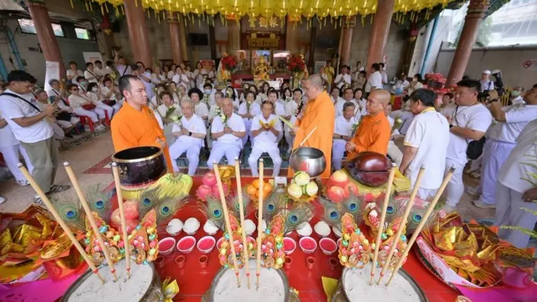 Poh Teck Tung Foundation Opens Vegetarian Festival Ritual in Bangkok